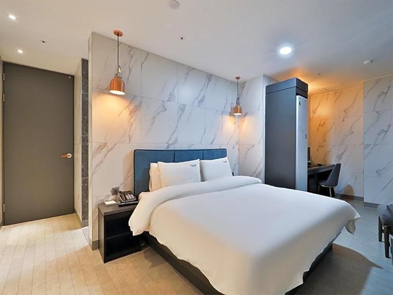 Hotel Yuna image