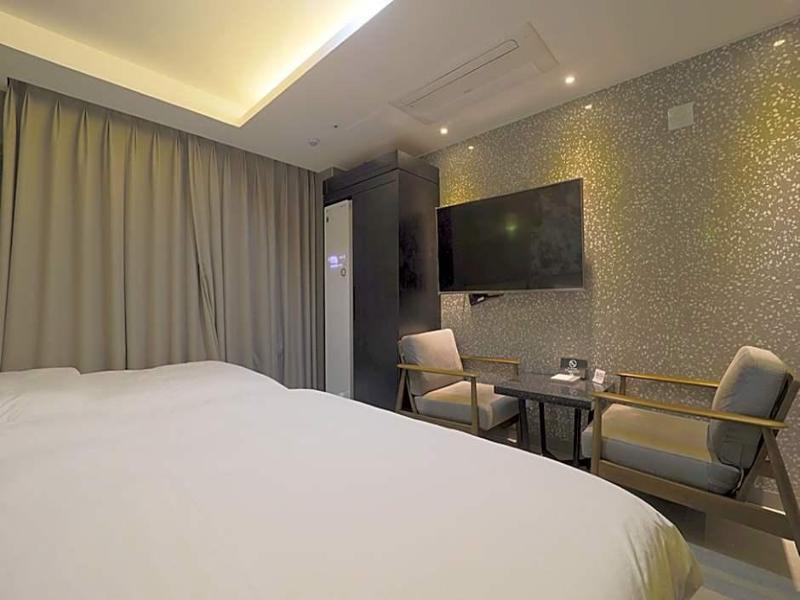Hotel Yuna image