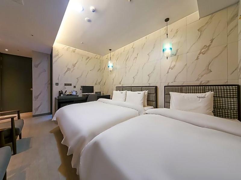 Hotel Yuna image