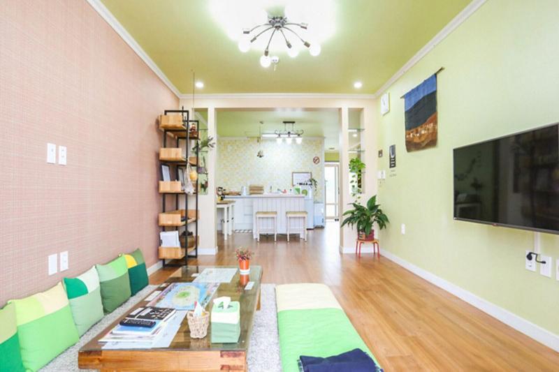Jeju Gaonnuri Guest House image