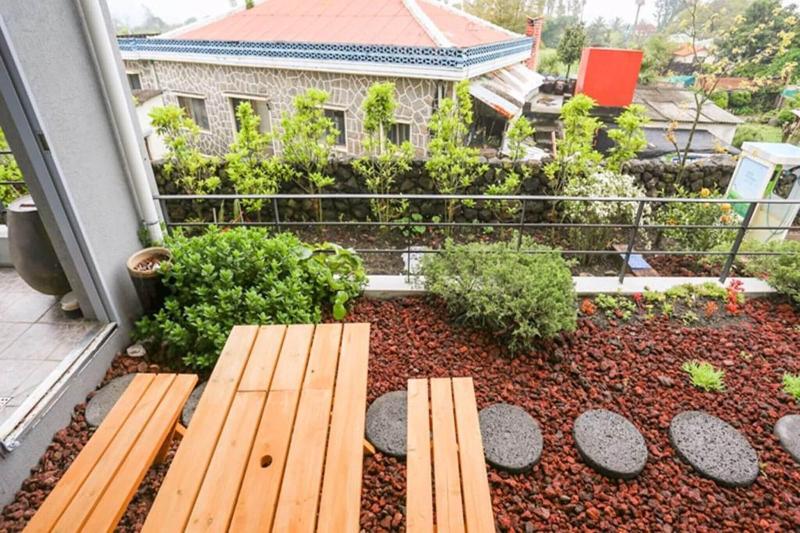 Jeju Gaonnuri Guest House image