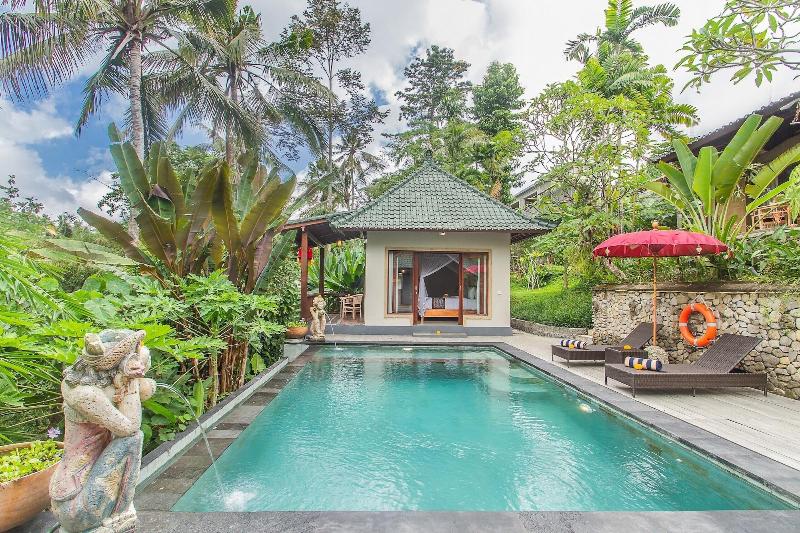 D'Junas Villas image