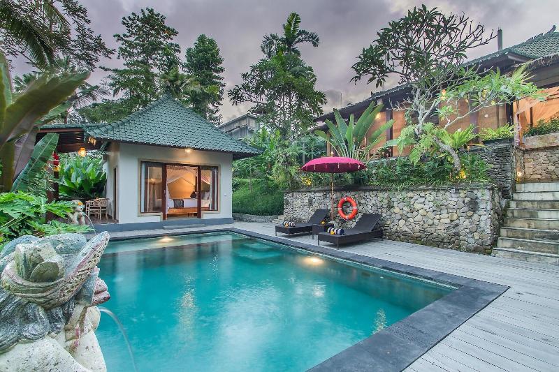 D'Junas Villas image
