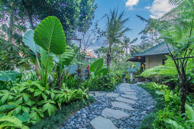 D'Junas Villas image