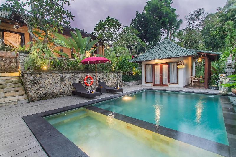 D'Junas Villas image