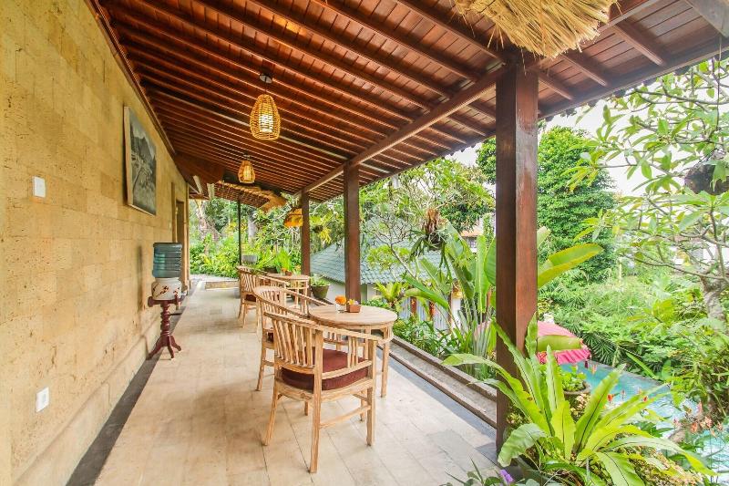 D'Junas Villas image