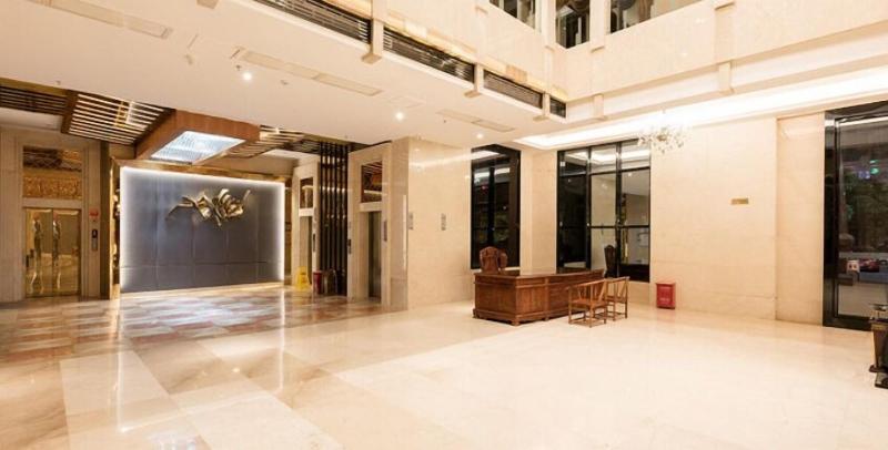 Kelly Wah International Hotel image