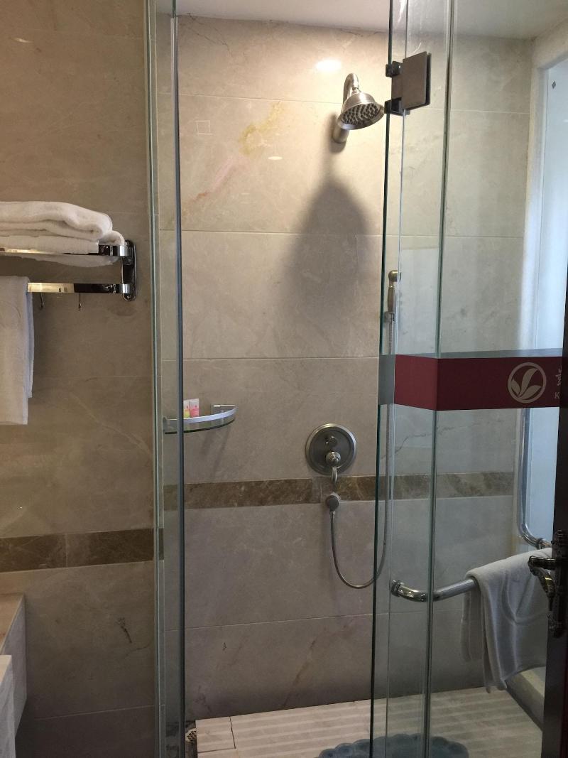 Kelly Wah International Hotel image