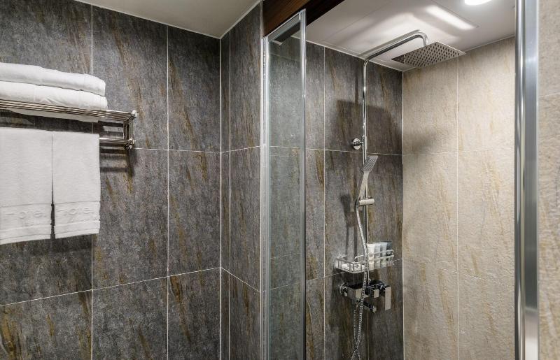 HotelWithCity image