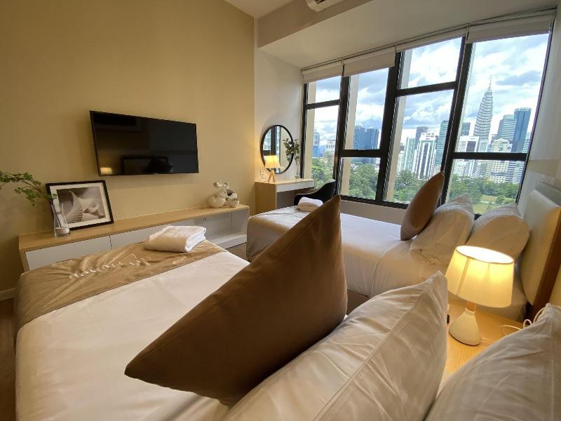 Ceylonz Lifestyle Suites image