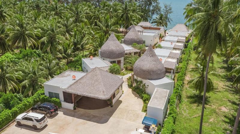 Resto Sea Resort image