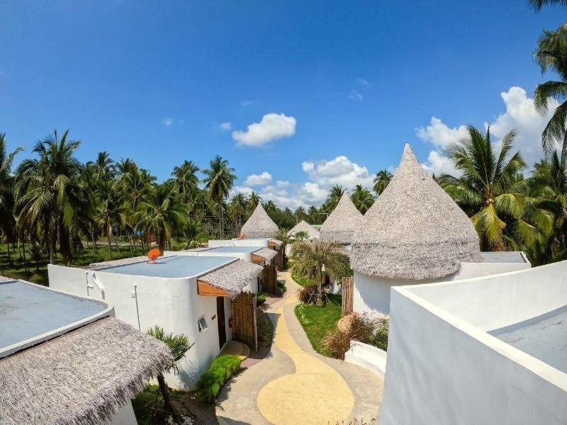 Resto Sea Resort image