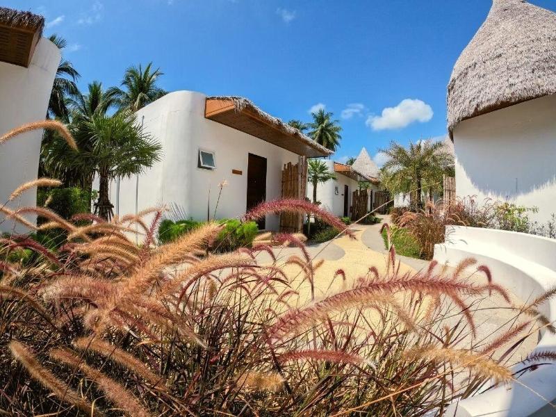 Resto Sea Resort image