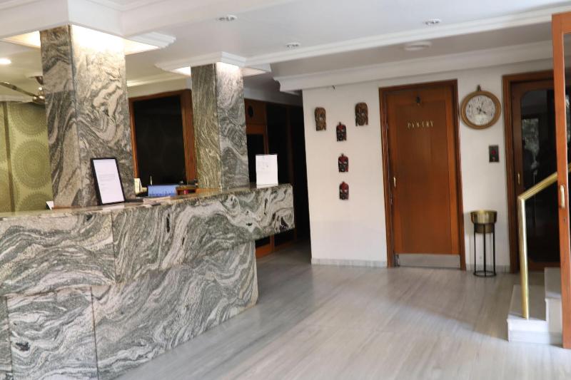 Hotel GRG image
