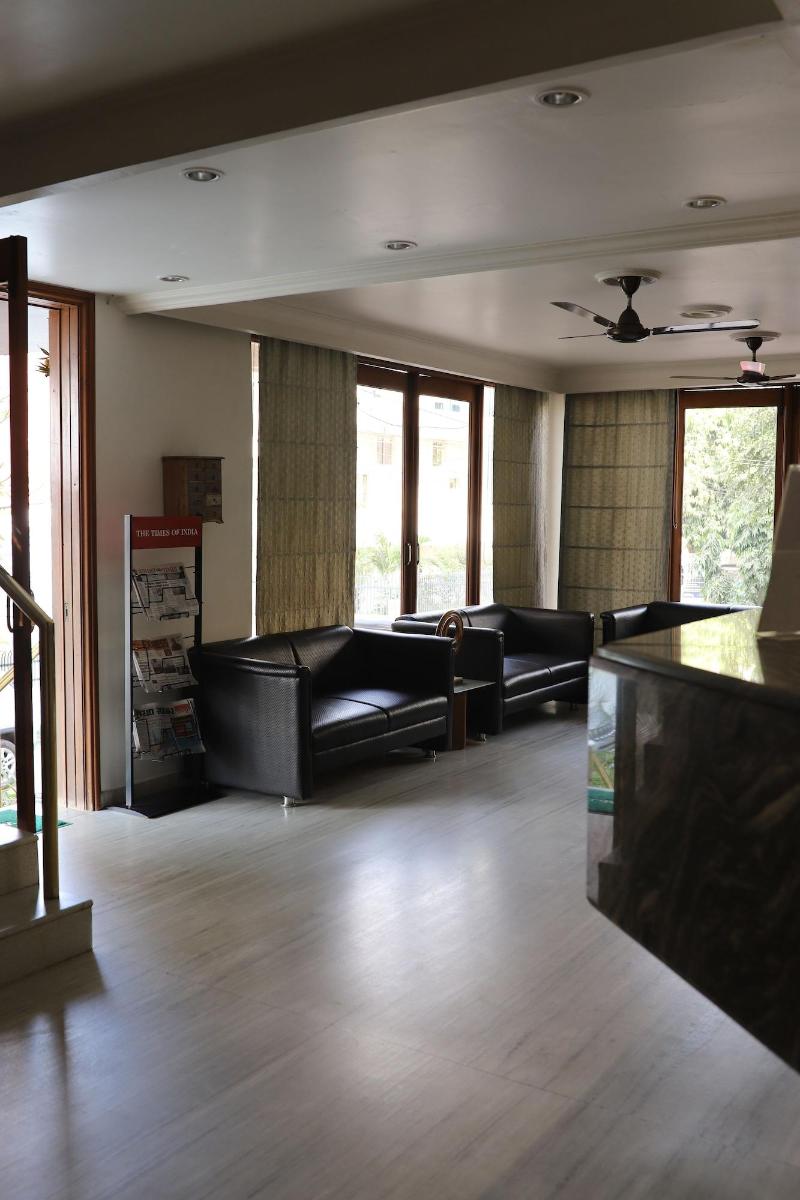 Hotel GRG image