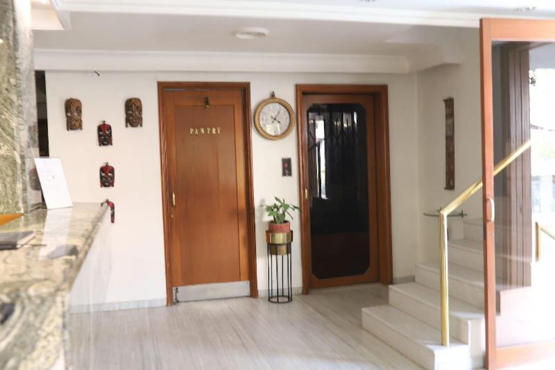 Hotel GRG image