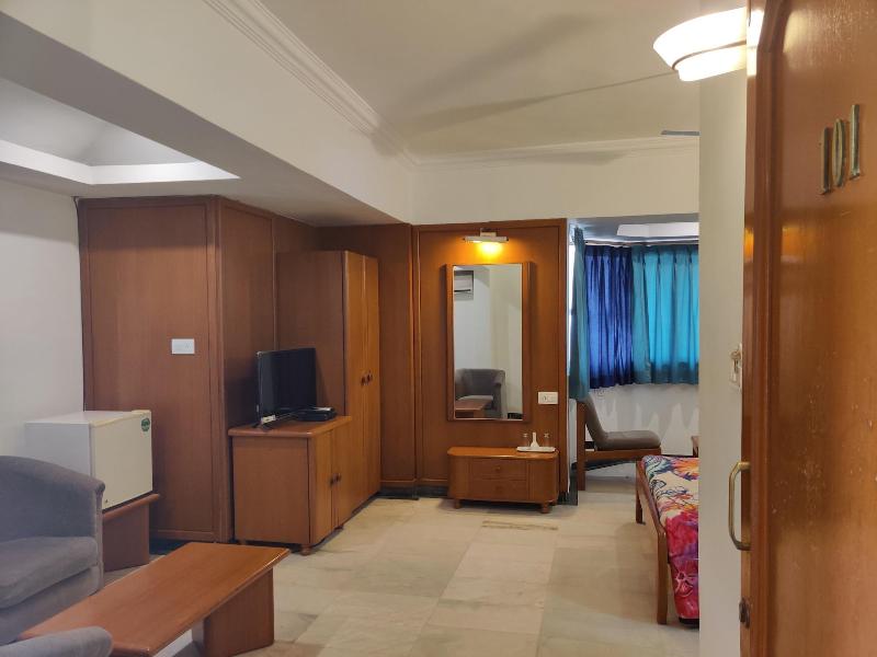 Hotel GRG image