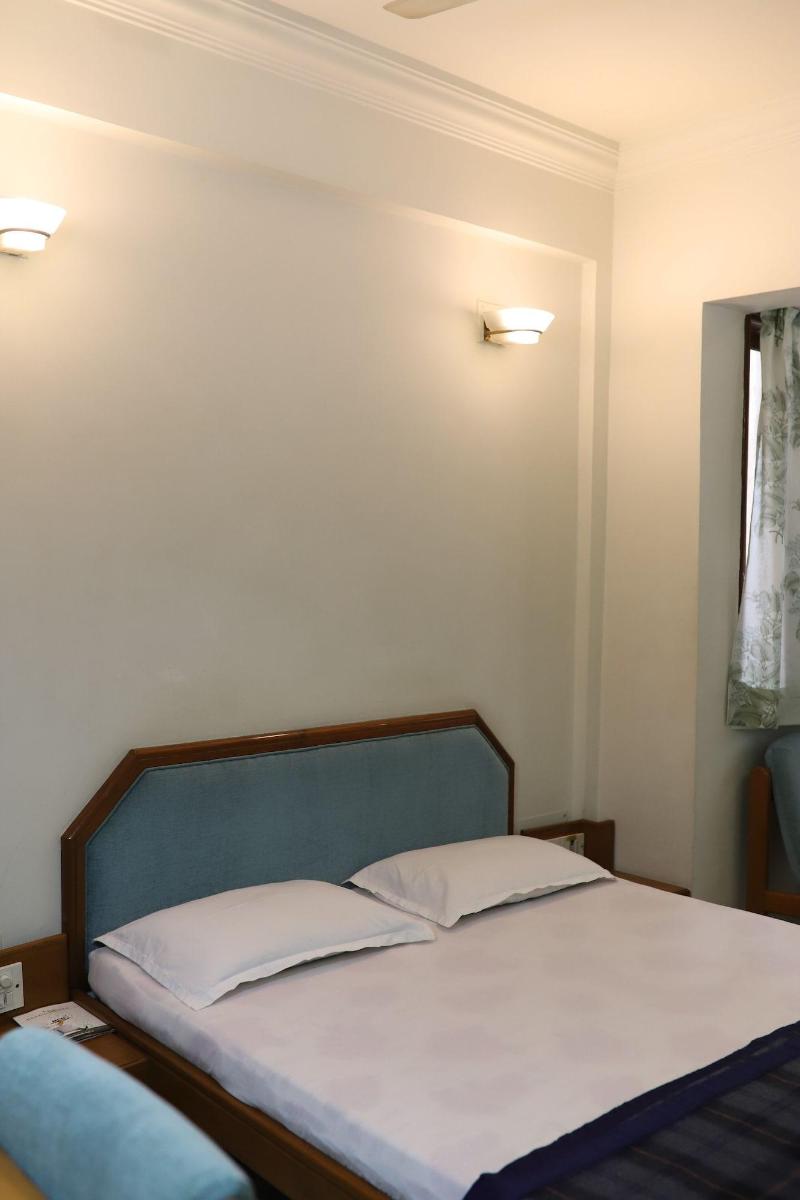 Hotel GRG image