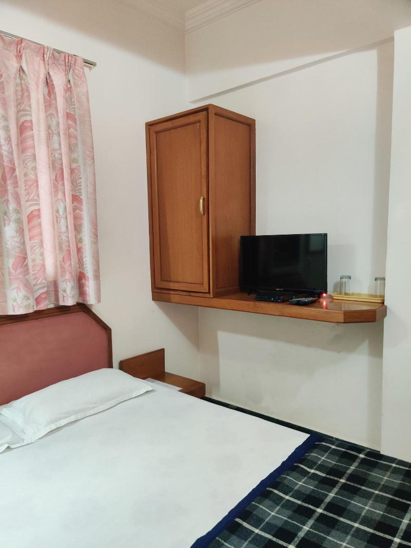 Hotel GRG image