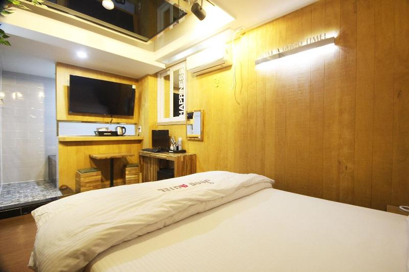 Daegu Dongseongno Jeep image