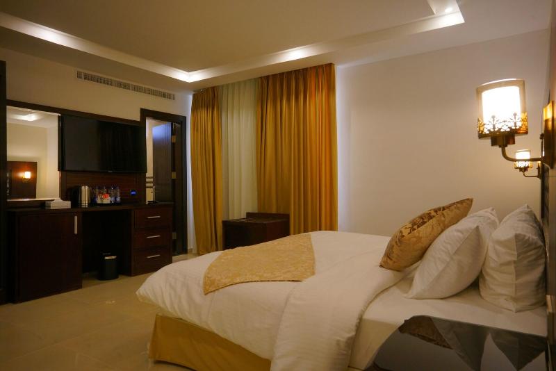 Petra Elite Hotel image