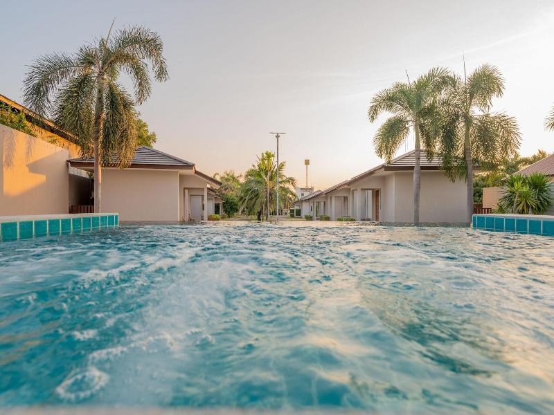 AKARD Private Villas Sattahip image