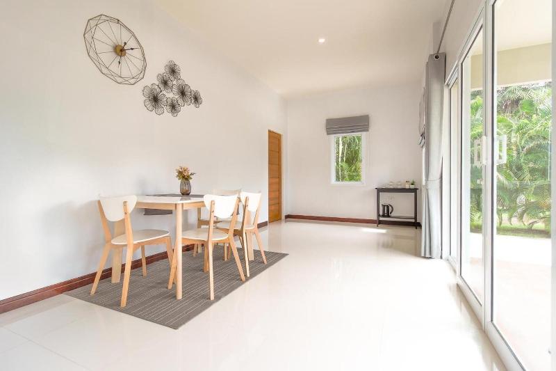 AKARD Private Villas Sattahip image