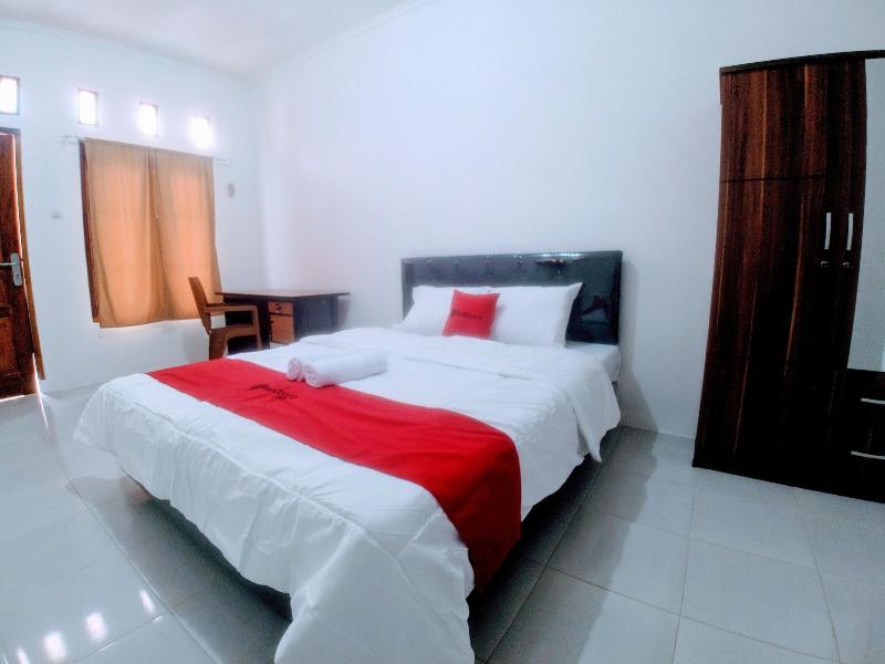 RedDoorz near Exit Toll Jatiwarna 2 image