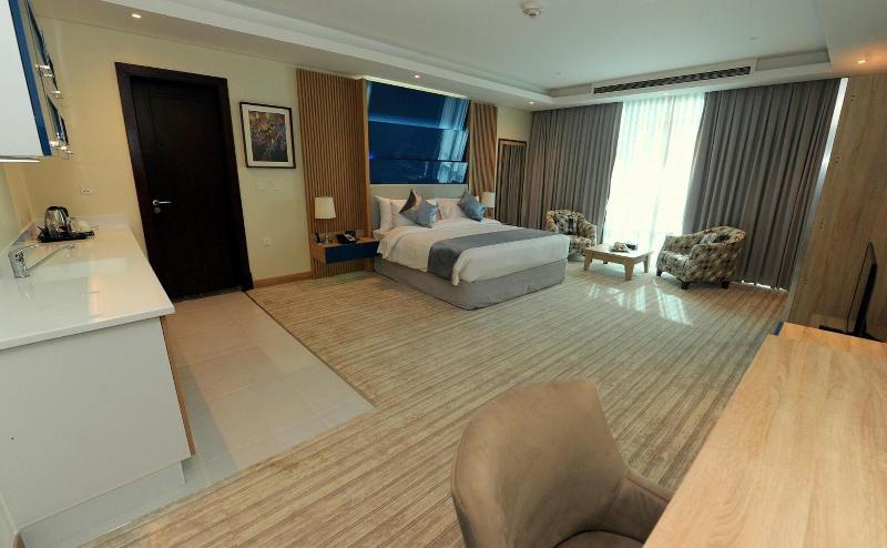 Almansour Suites Hotel Doha image