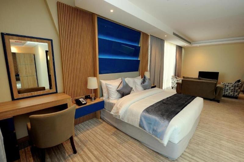 Almansour Suites Hotel Doha image