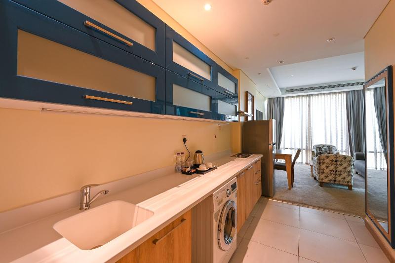 Almansour Suites Hotel Doha image