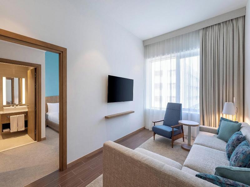 Element Al Mina, Dubai image
