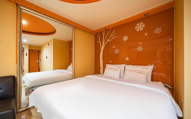 Gyeongju J Boutique Hotel image