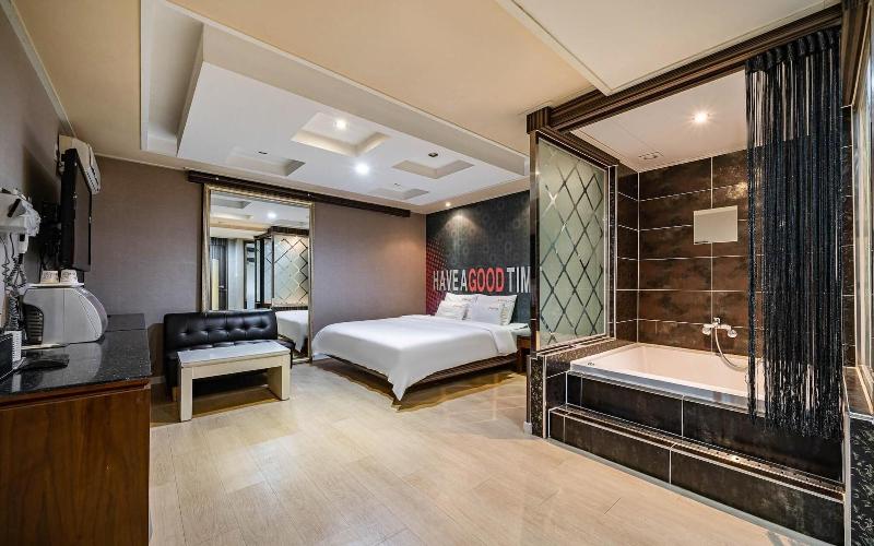 Gyeongju J Boutique Hotel image