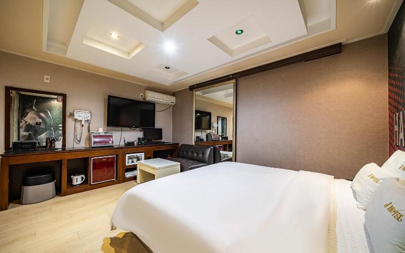 Gyeongju J Boutique Hotel image