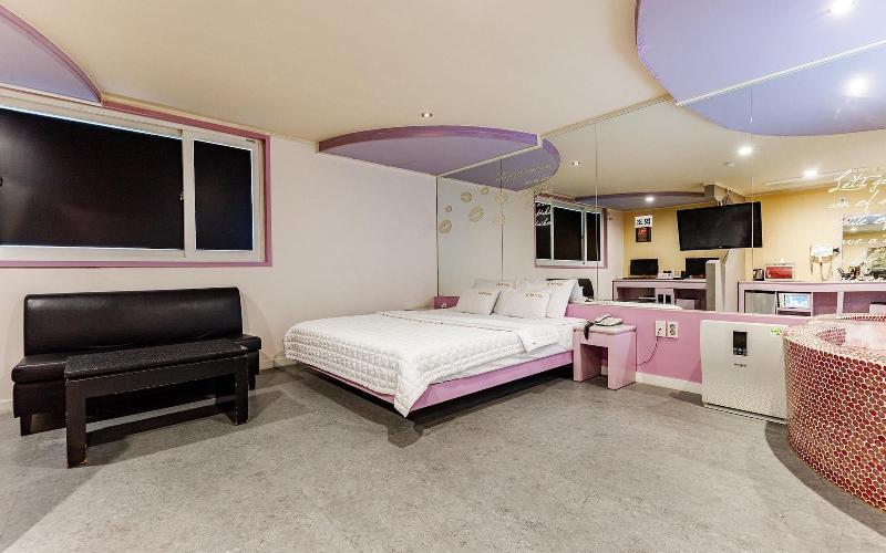 Gyeongju J Boutique Hotel image