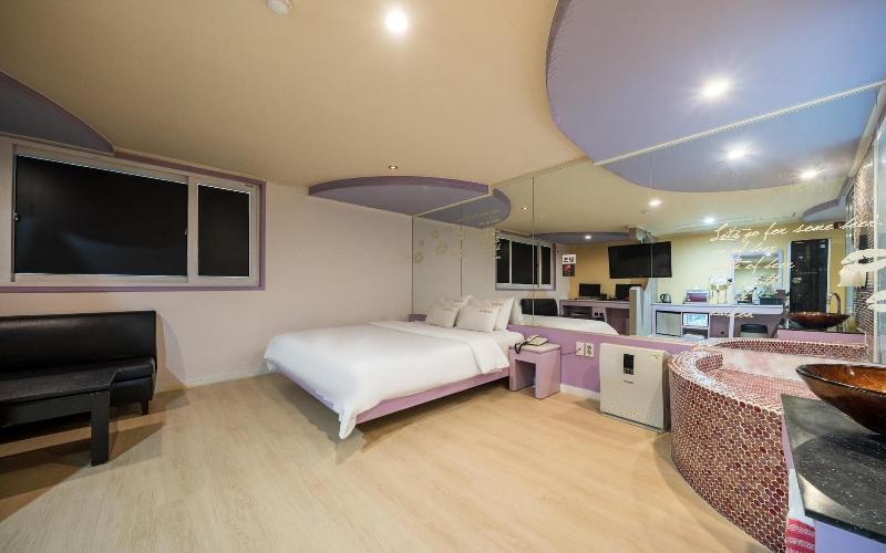 Gyeongju J Boutique Hotel image