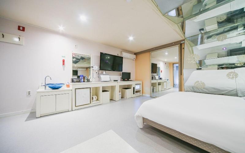 Gyeongju J Boutique Hotel image