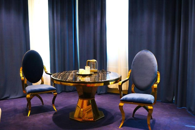 Elegance Hotel image