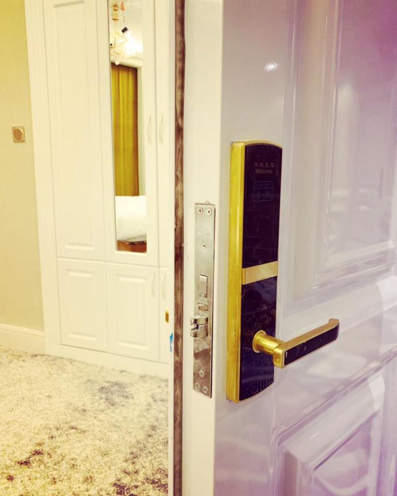 Elegance Hotel image
