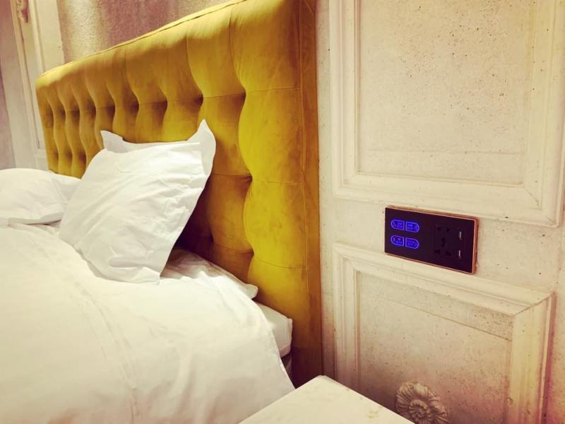 Elegance Hotel image