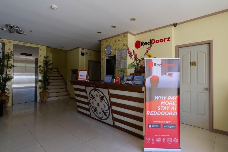RedDoorz Plus @ Manalo Extension Palawan image