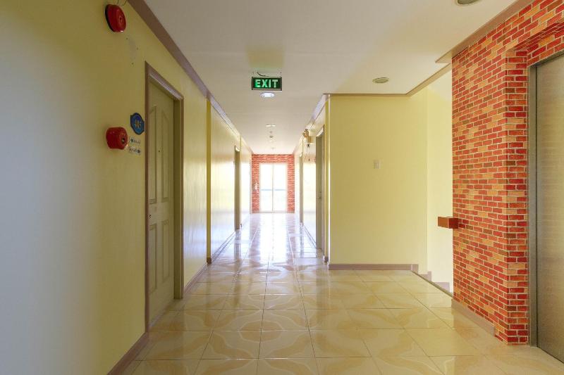 RedDoorz Plus @ Manalo Extension Palawan image