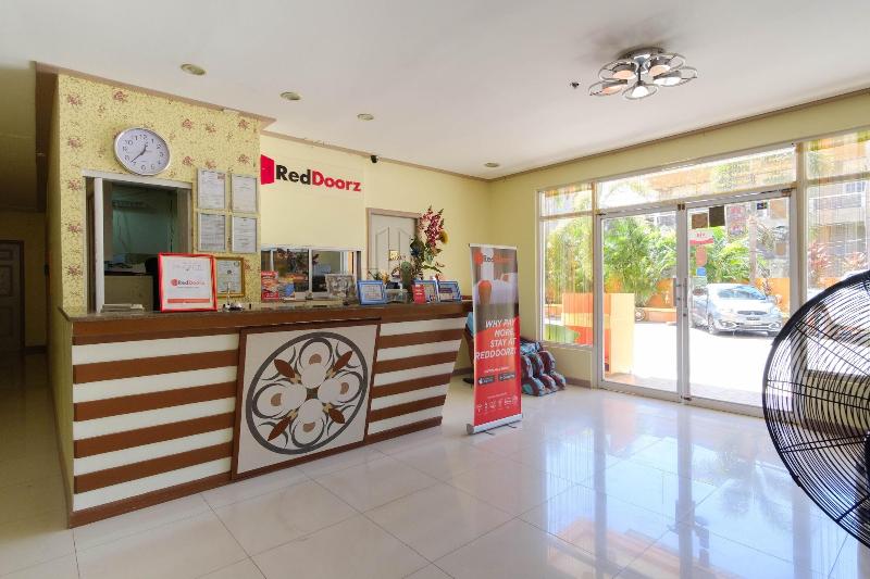 RedDoorz Plus @ Manalo Extension Palawan image