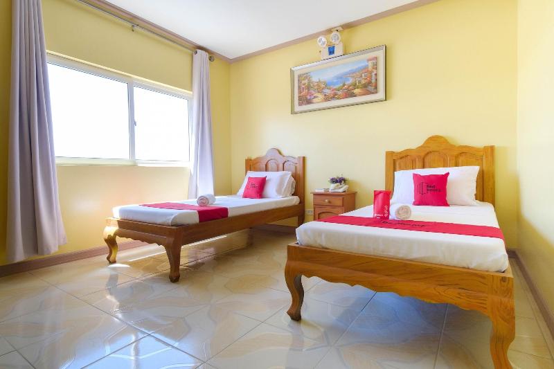 RedDoorz Plus @ Manalo Extension Palawan image