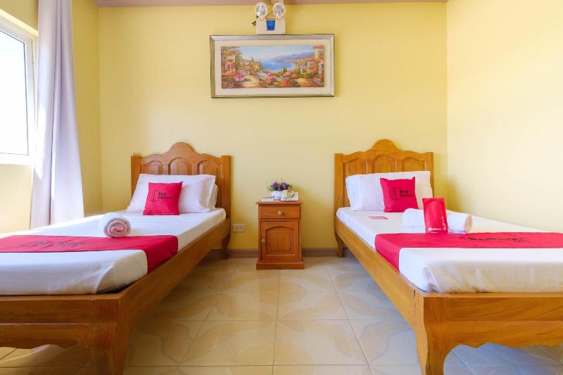 RedDoorz Plus @ Manalo Extension Palawan image