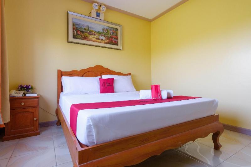 RedDoorz Plus @ Manalo Extension Palawan image