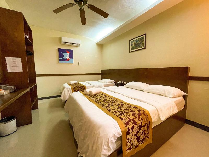 Casa Marco Suites image
