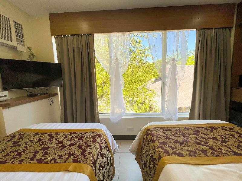Casa Marco Suites image