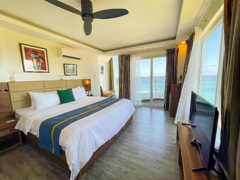 Casa Marco Suites image